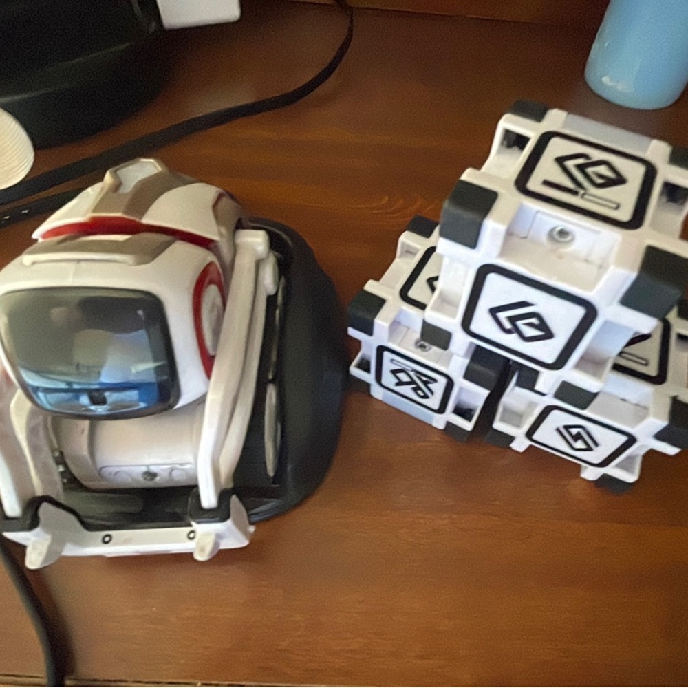 Cozmo (no box)